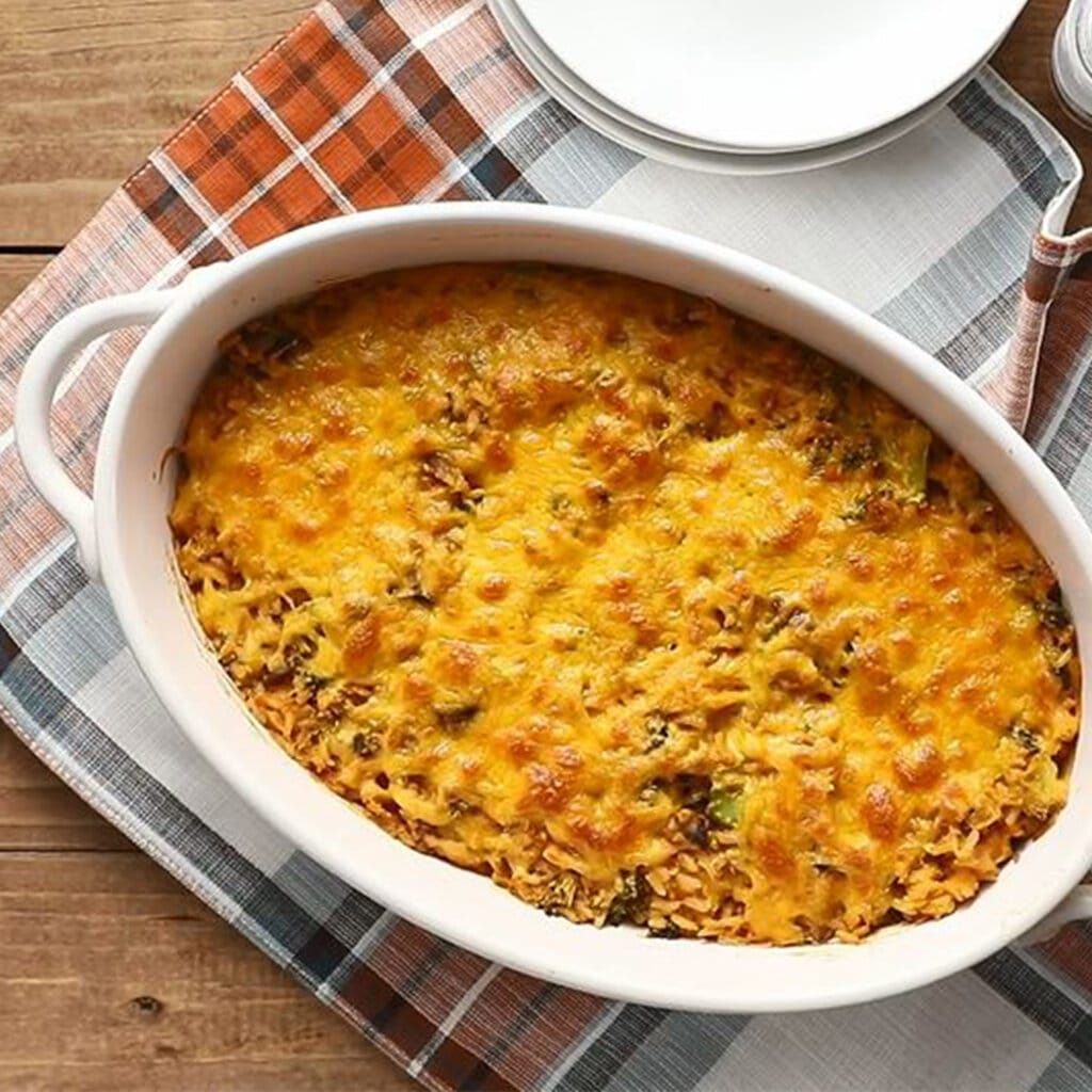Broccoli Queso Rice Casserole